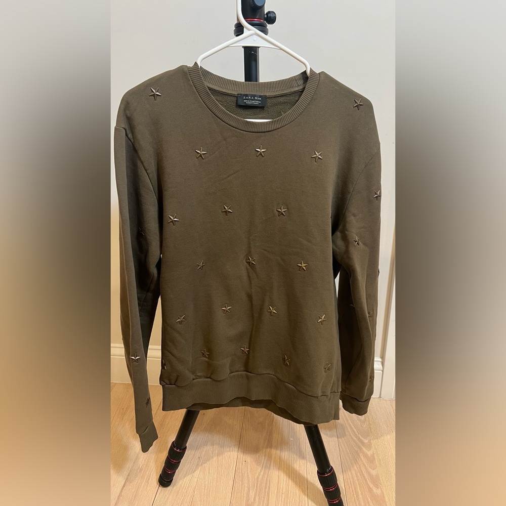 Zara Man Olive Green Sweatshirt Star Studs